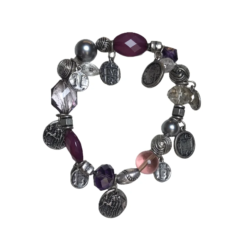 Trendy charm bangles for special occasions-Bracelet Charm