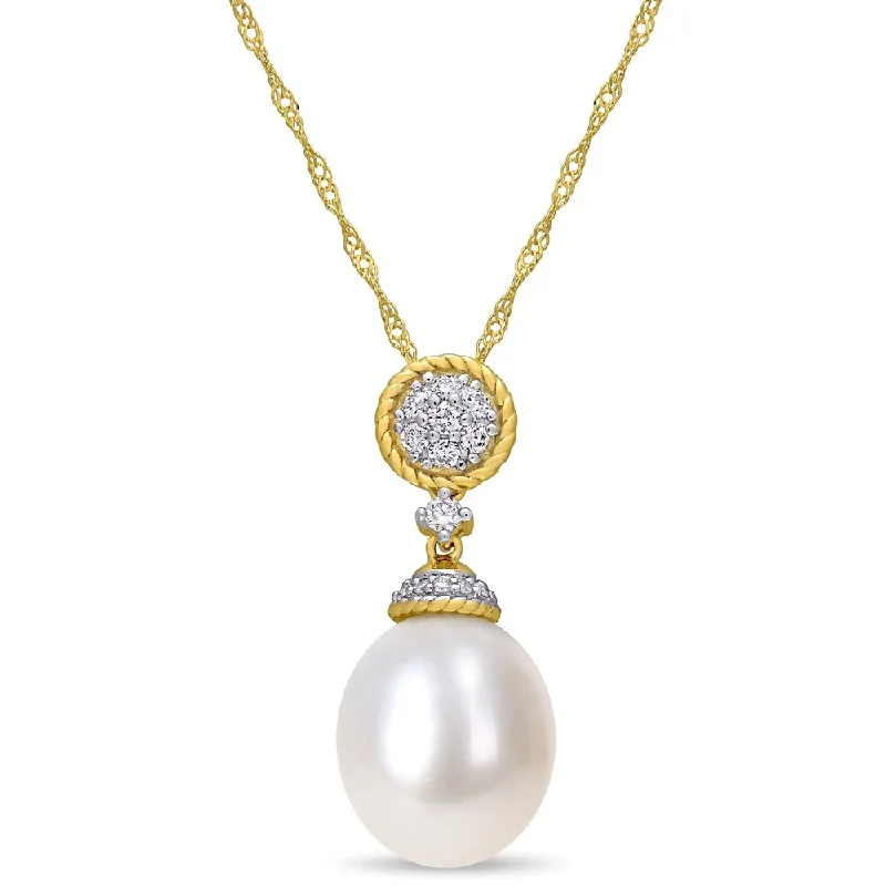 diamond solitaire necklace for engagement-Miadora 14k Yellow Gold Cultured FW Pearl and 1/7ct TDW Diamond Cluster Drop Halo Necklace (10-11 MM)