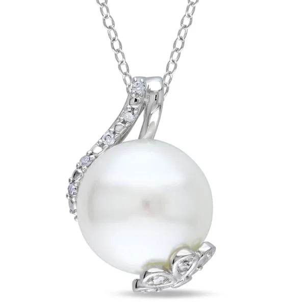 fashion moon necklace for women-Miadora Sterling Silver Freshwater Pearl and 1/10ct TDW Diamond Pendant (H-I, I3)