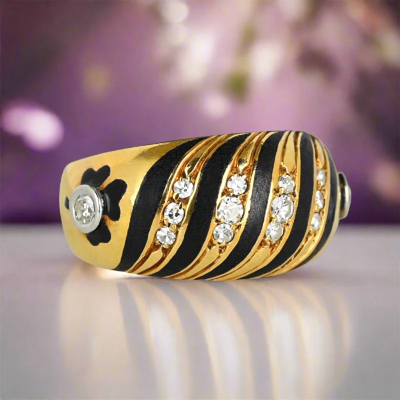 classic diamond wedding bands for men-Antique 14K Gold Black Enamel Clover Diamond Ring Band