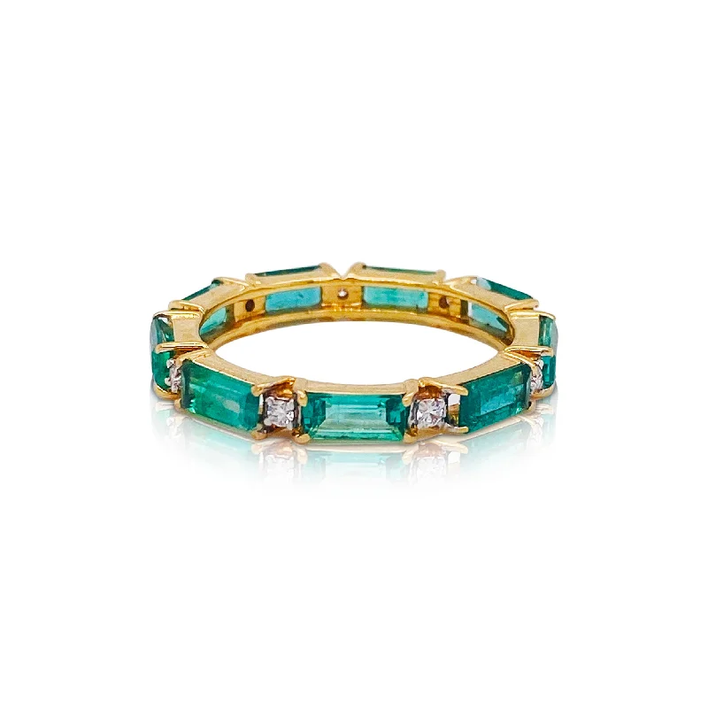 men’s wedding rings with unique designs-Emerald Rectangle And Diamond Ring In 18K Yellow Gold