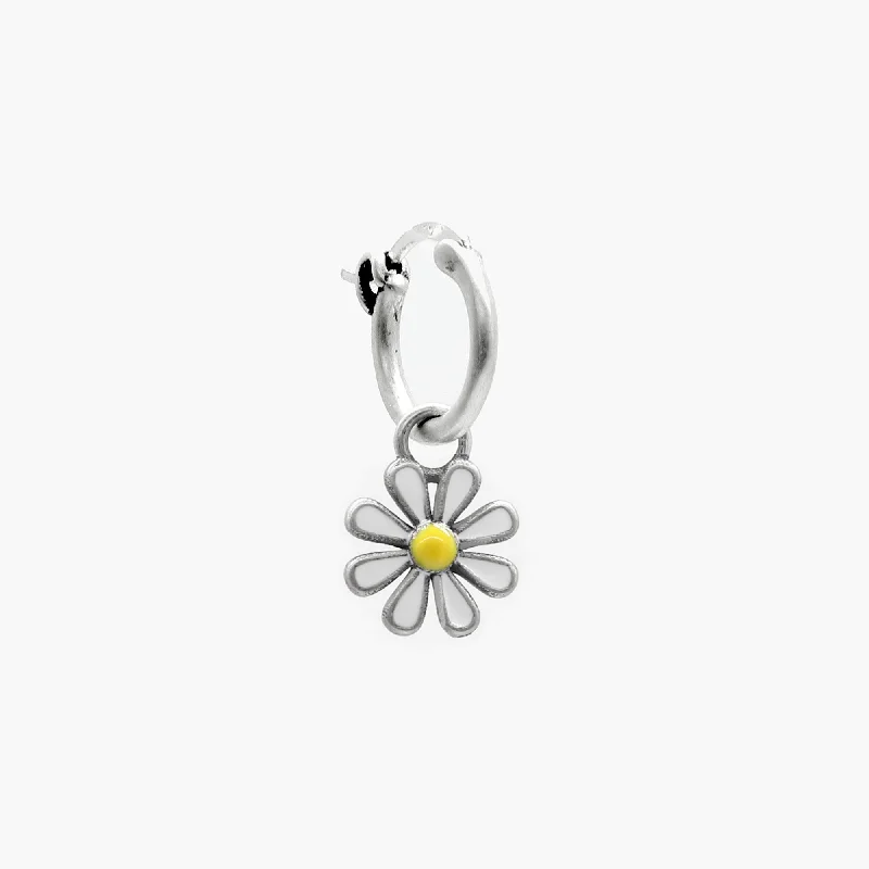 delicate silver earrings for daily outfits -Enamelled Daisy Sterling Silver Earring