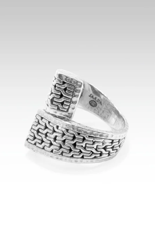 matching silver wedding rings with diamonds-Endless Hope Ring™ in Chainlink