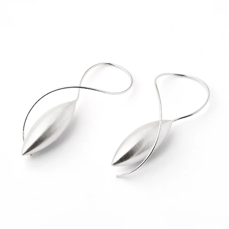 bold statement earrings for a fashion-forward look -Durum Curvy Wire Earrings