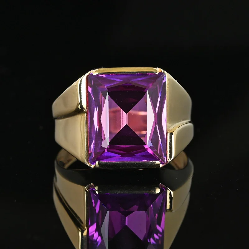 rings with colored diamonds-Vintage Gold 7.5 CTW Pink Sapphire Signet Ring